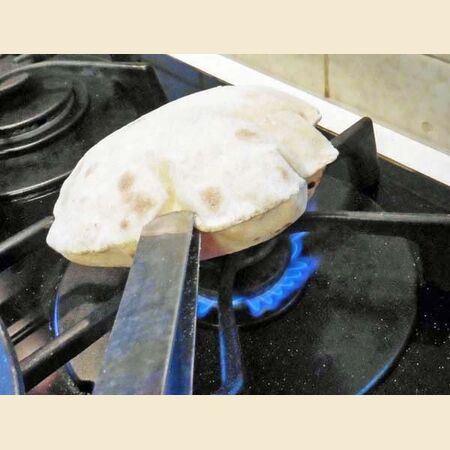 Chapatti or Roti or Phulka 1, Indian Flat Bread 