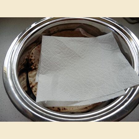 Chapatti or Roti or Phulka 1, Indian Flat Bread 