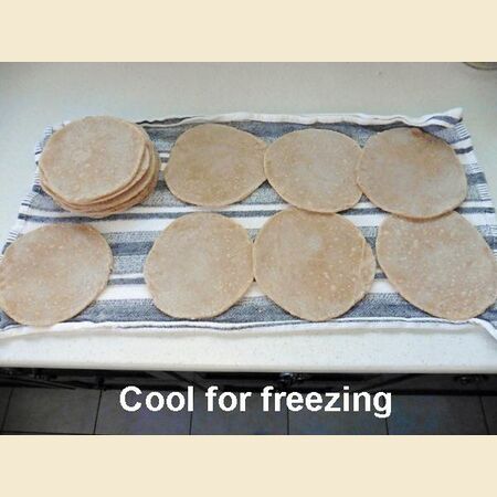 Chapatti or Roti or Phulka 1, Indian Flat Bread 