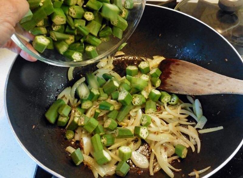 Basic Recipe For Vegetable Bhaji/Sabji 1, With Onions and Garlic - picture